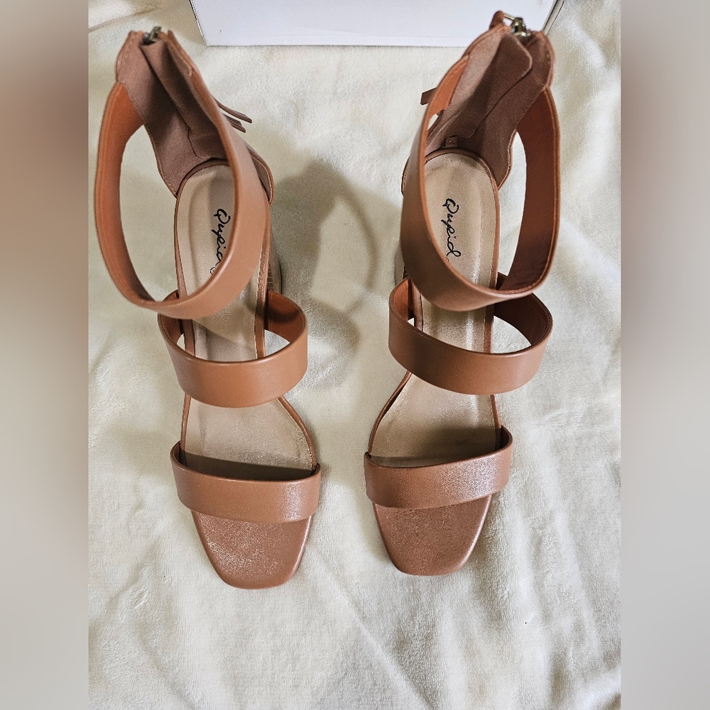 Qupid Tan Heels with Strappy Design and Open Toe